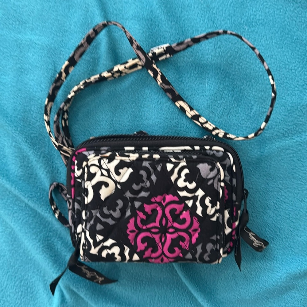 Vera Bradley crossbody wallet
